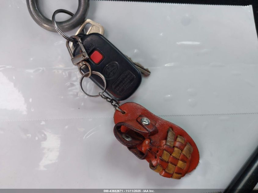 2003 Toyota Matrix Xr VIN: 2T1KR32E53C037323 Lot: 43682671