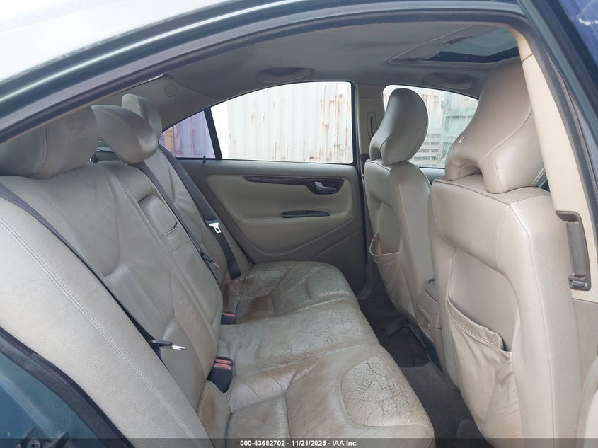 2002 Volvo S60 2.4T VIN: YV1RS58D822193120 Lot: 43682702