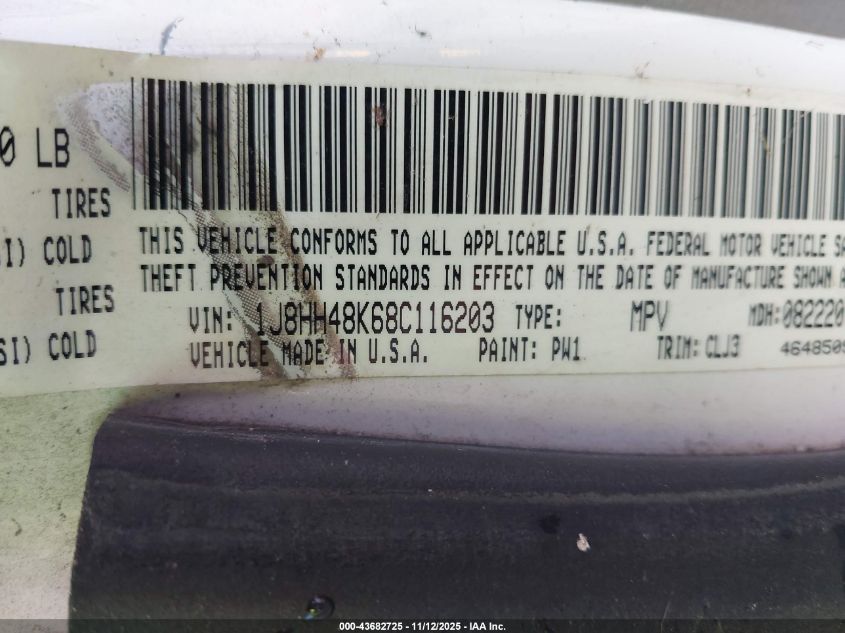 2008 Jeep Commander Sport VIN: 1J8HH48K68C116203 Lot: 43682725