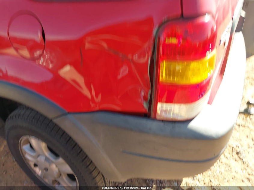 2002 Ford Escape Xlt VIN: 1FMYU03132KB87507 Lot: 43682737