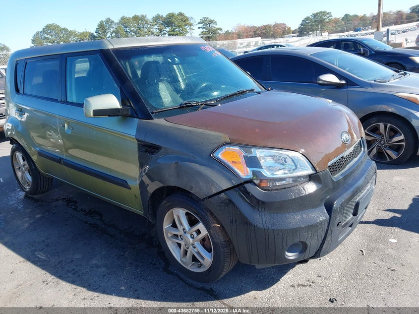 KIA SOUL +