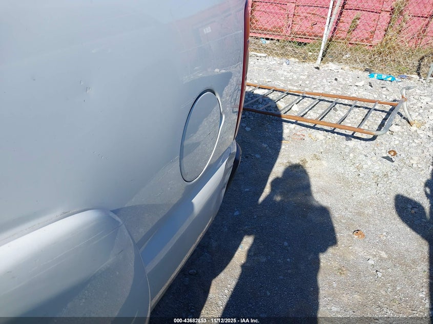 2003 Chevrolet Suburban 1500 Lt VIN: 3GNEC16Z23G101301 Lot: 43682853