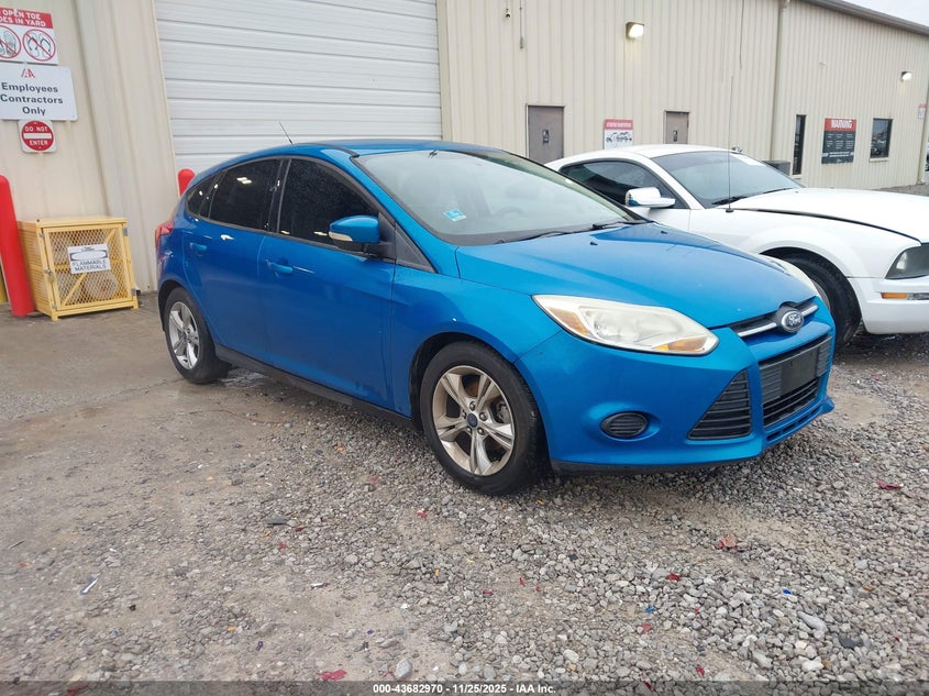 Vin: 1fadp3k22dl108370, lot: 44178263, ford focus se 2013 img_1