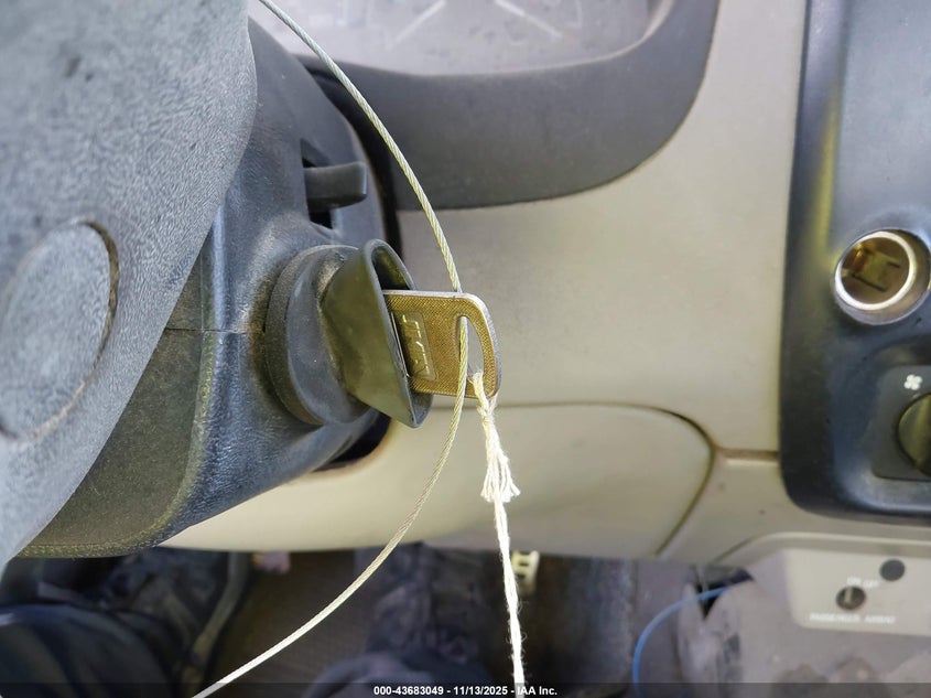 2000 Ford Ranger Xl/Xlt VIN: 1FTYR14C4YPB16243 Lot: 43683049