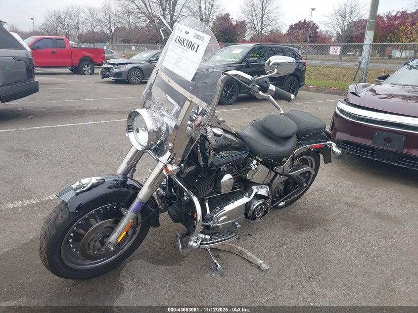 1HD1BX511AB045252 2010 HARLEY-DAVIDSON FAT BOY photo no. 2