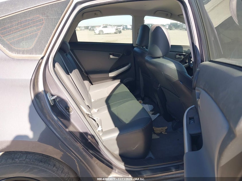 2014 TOYOTA PRIUS FOUR JTDKN3DU9E0375756