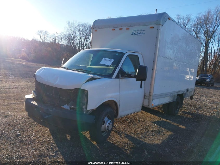 2012 Chevrolet Express Cutaway Work Van