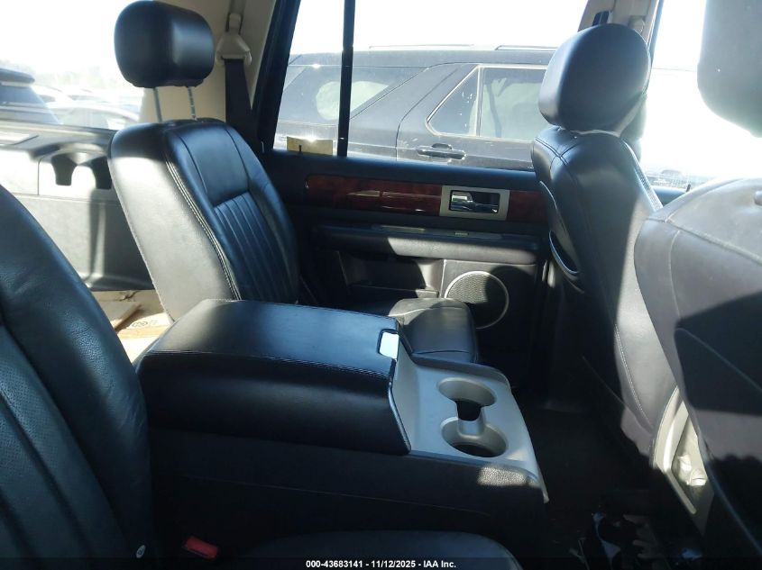 2003 Lincoln Navigator VIN: 5LMFU27R03LJ50667 Lot: 43683141