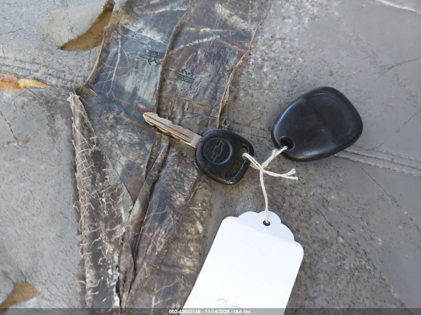 2001 Chevrolet Suburban 1500 Ls VIN: 3GNFK16T51G185680 Lot: 43683146