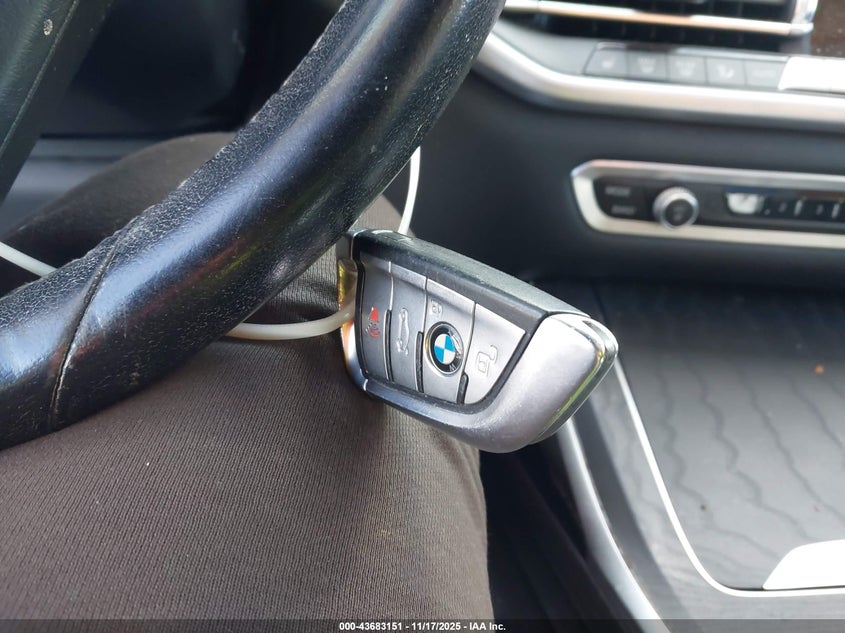 2021 BMW X7 xDrive40I VIN: 5UXCW2C03M9E56841 Lot: 43683151