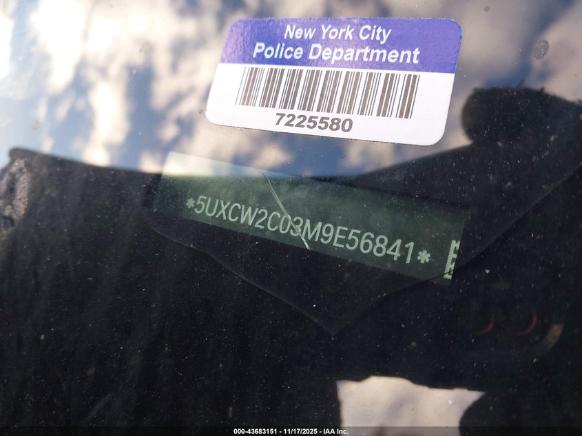 2021 BMW X7 xDrive40I VIN: 5UXCW2C03M9E56841 Lot: 43683151