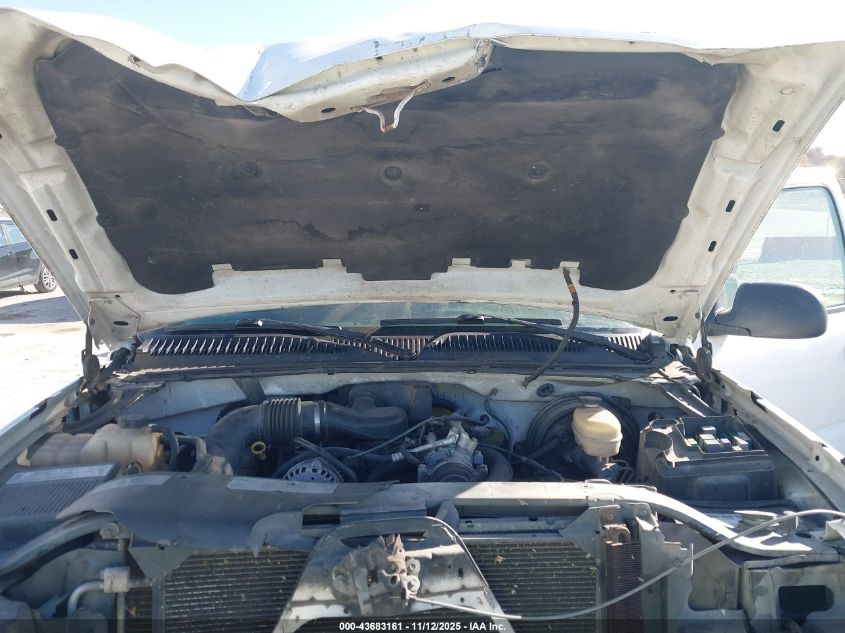 2005 Chevrolet Silverado 1500 Work Truck VIN: 1GCEC14X05Z262730 Lot: 43683161