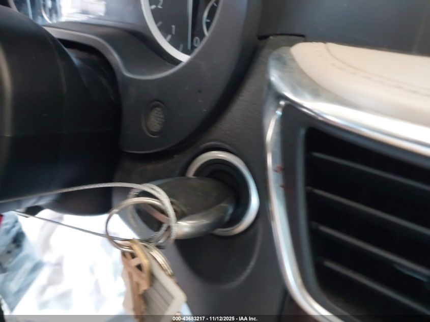 2017 Infiniti Qx30 Premium VIN: SJKCH5CRXHA039565 Lot: 43683217