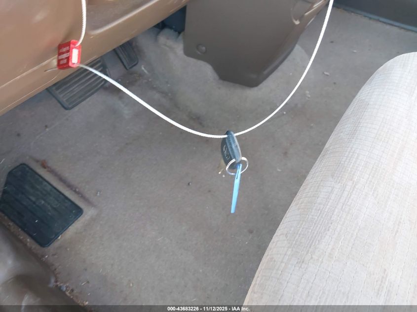 2002 Honda Cr-V Lx VIN: JHLRD68472C009286 Lot: 43683226