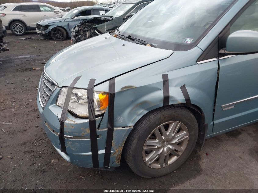 2010 Chrysler Town & Country Touring VIN: 2A4RR5D13AR298770 Lot: 43683320