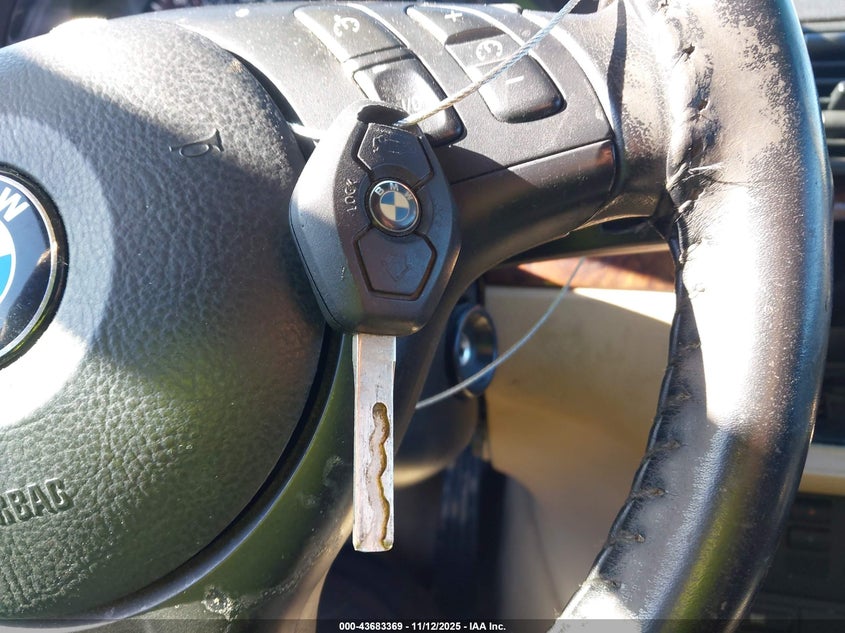 WBAEV33475KW19064 2005 BMW 3ER photo no. 11