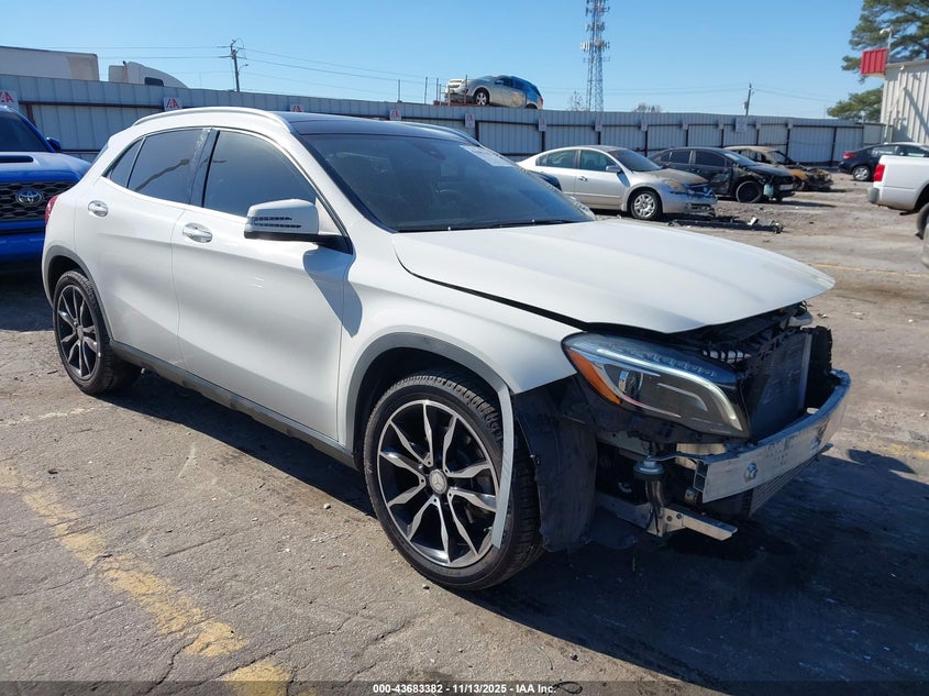 2016 MERCEDES-BENZ GLA 250 - WDCTG4EB1GJ206999