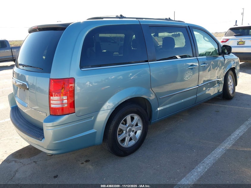 2A4RR8D17AR400198 2010 CHRYSLER TOWN & COUNTRY photo no. 4