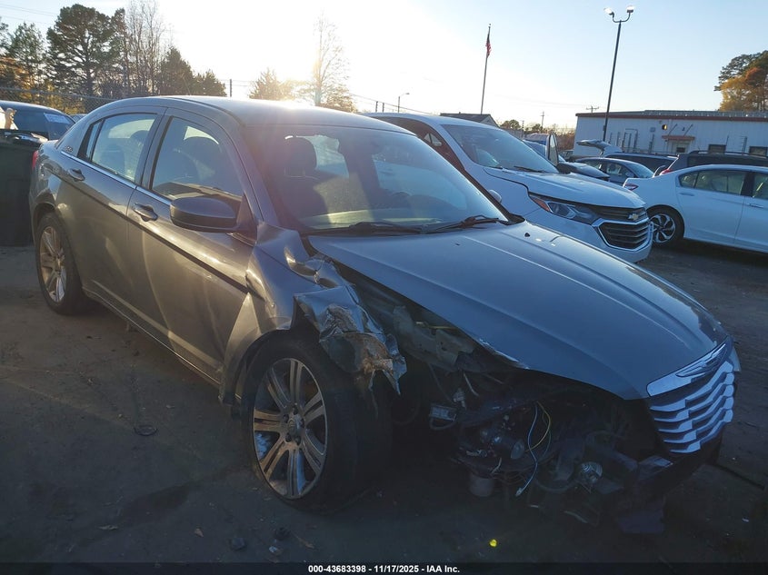 CHRYSLER 200 TOURING