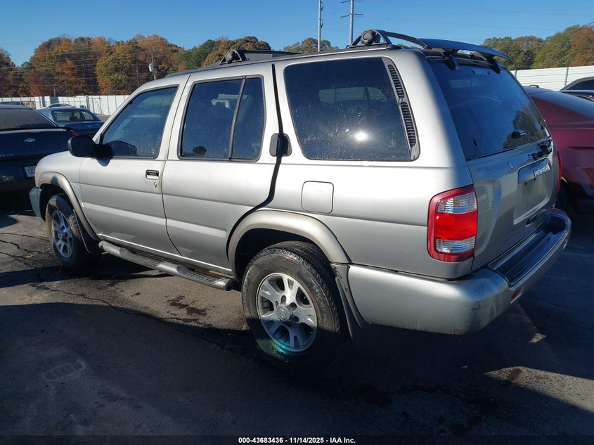 JN8AR07Y1YW425830 2000 NISSAN PATHFINDER photo no. 3