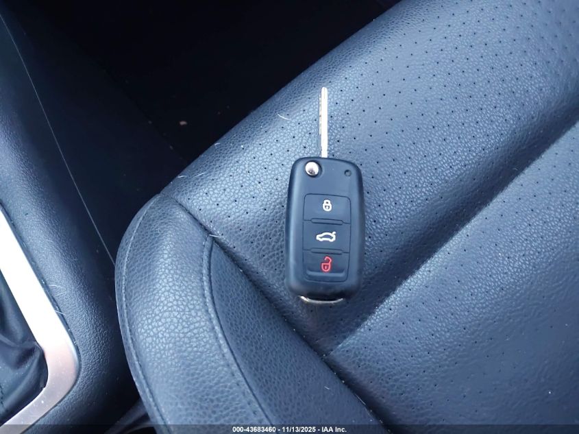 2011 Volkswagen Tiguan Se VIN: WVGAV7AX8BW526317 Lot: 43683460