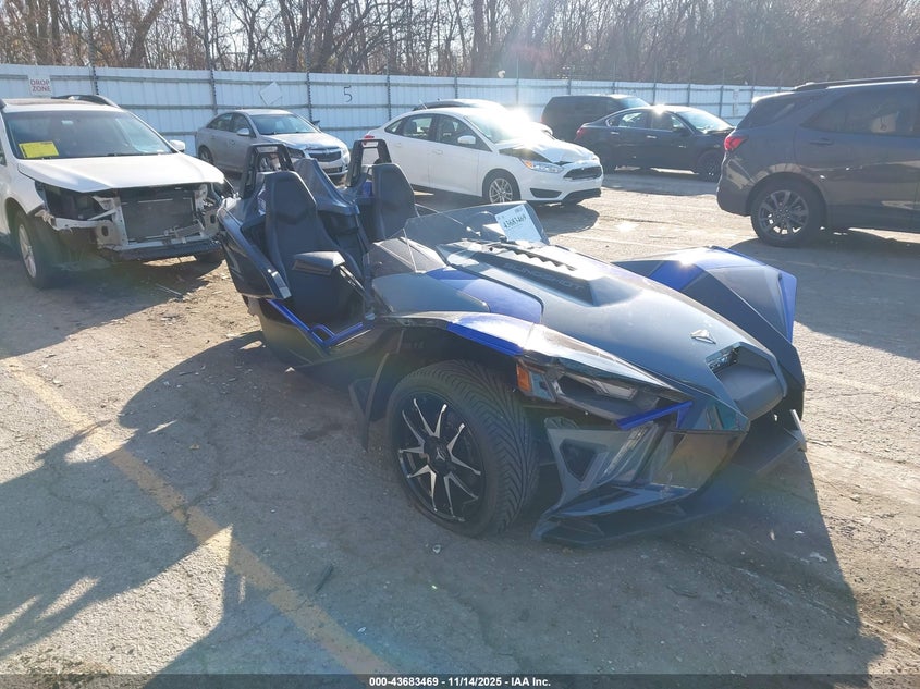 2021 Polaris Slingshot R/Le