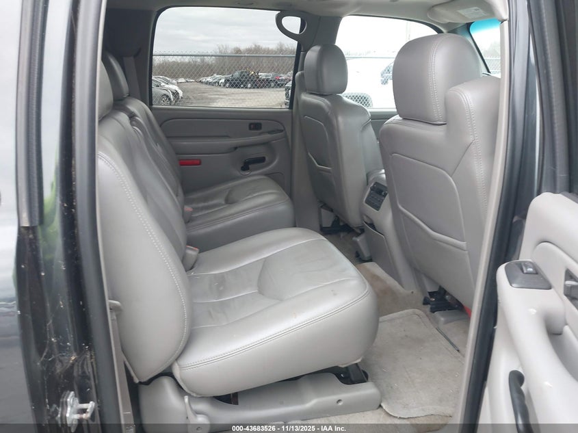 2005 Chevrolet Suburban 1500 Lt VIN: 3GNFK16ZX5G279709 Lot: 43683526