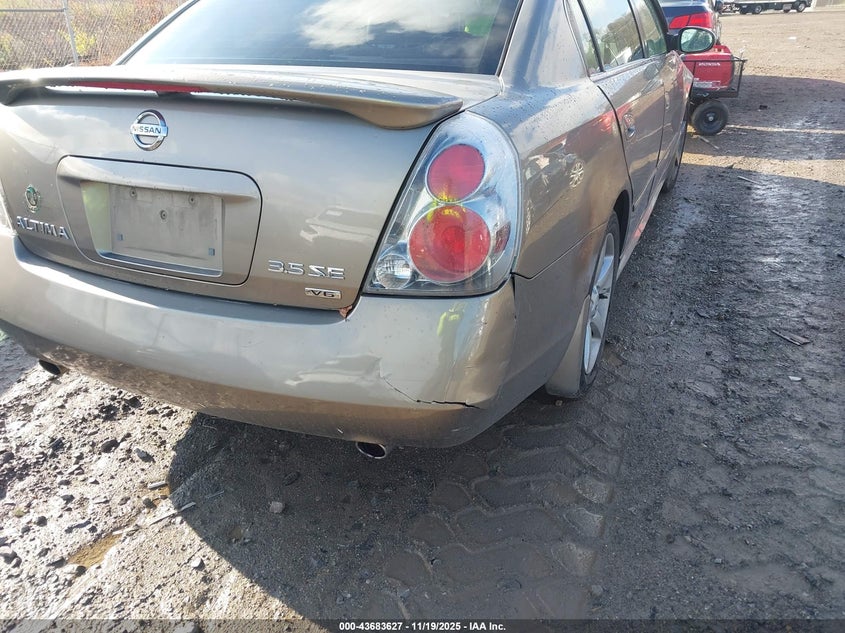 2005 Nissan Altima 3.5 Se VIN: 1N4BL11E95N418587 Lot: 43683627