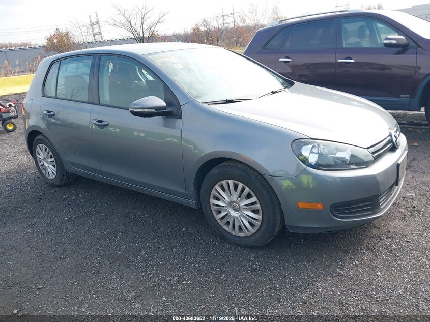 VOLKSWAGEN GOLF 2.5L 4-DOOR