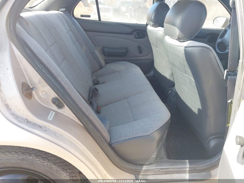 1Y1SK5361RZ102475 1994 GEO PRIZM photo no. 8