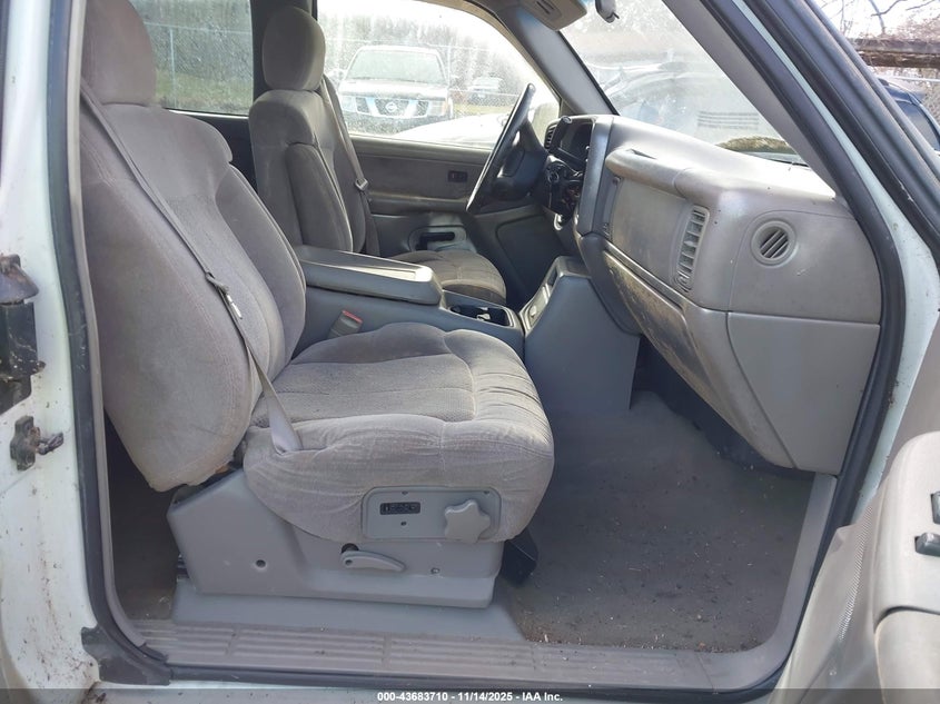 2GCEC19V2Y1272664 2000 CHEVROLET SILVERADO photo no. 5