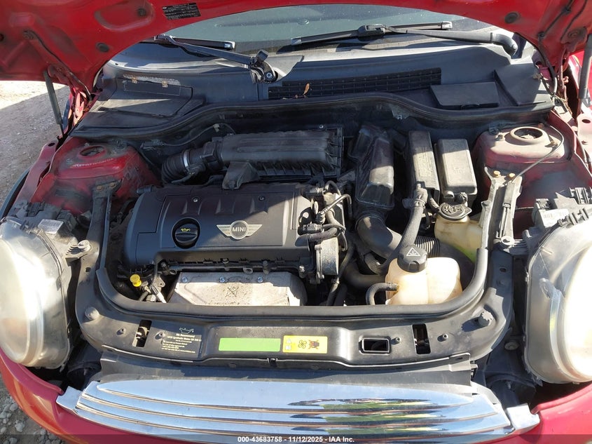 2010 Mini Cooper VIN: WMWMF3C51ATZ28017 Lot: 43683758