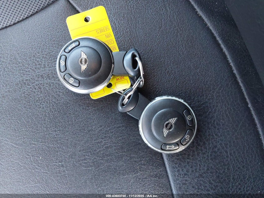 2010 Mini Cooper VIN: WMWMF3C51ATZ28017 Lot: 43683758