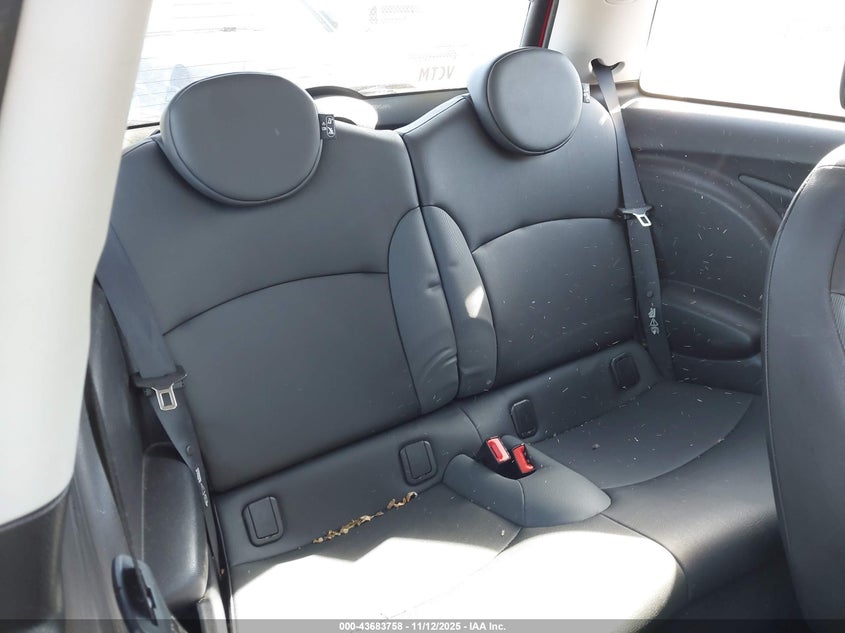 2010 Mini Cooper VIN: WMWMF3C51ATZ28017 Lot: 43683758