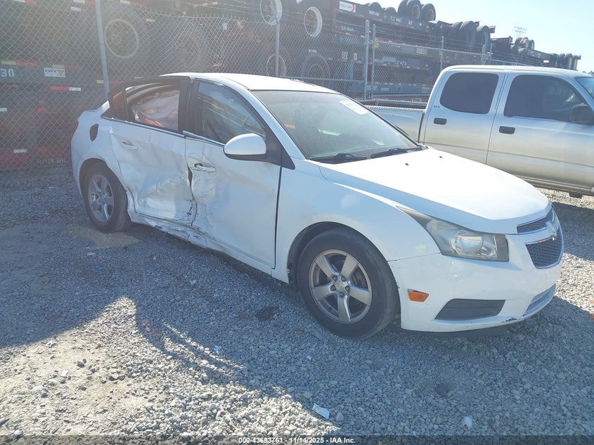 CHEVROLET CRUZE 1LT AUTO