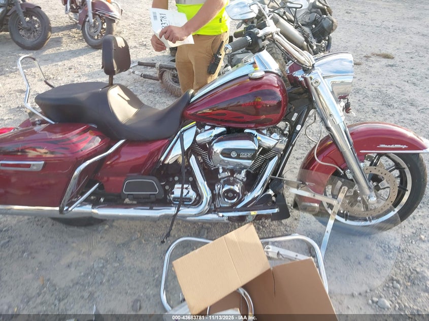 2017 Harley-Davidson Flhr Road King VIN: 1HD1FBC16HB614858 Lot: 43683781