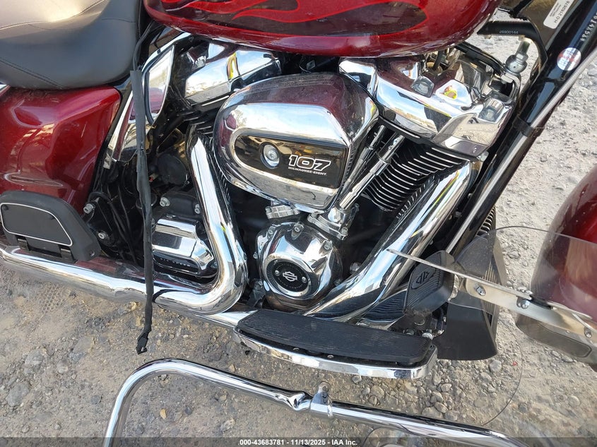 2017 Harley-Davidson Flhr Road King VIN: 1HD1FBC16HB614858 Lot: 43683781