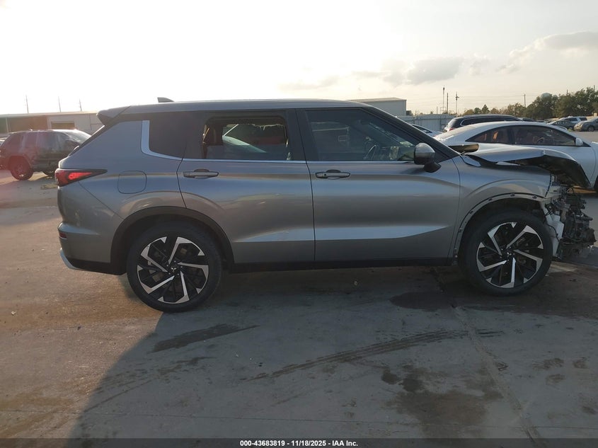 2022 Mitsubishi Outlander Black Edition S-Awc/Se 2.5 S-Awc/Se Launch Edition S-Awc VIN: JA4J4UA89NZ074650 Lot: 43683819