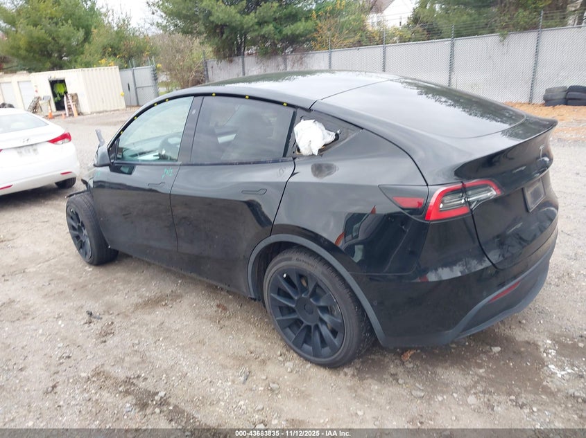 2020 Tesla Model Y Long Range Dual Motor All-Wheel Drive VIN: 5YJYGDEE5LF049453 Lot: 43683835