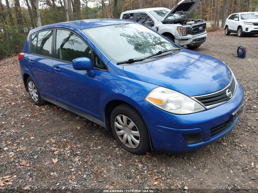 NISSAN VERSA 1.8S