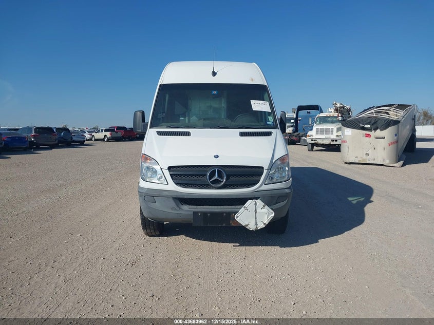 2011 Mercedes-Benz Sprinter 2500 High Roof VIN: WD3PE8CB1B5579429 Lot: 43683962