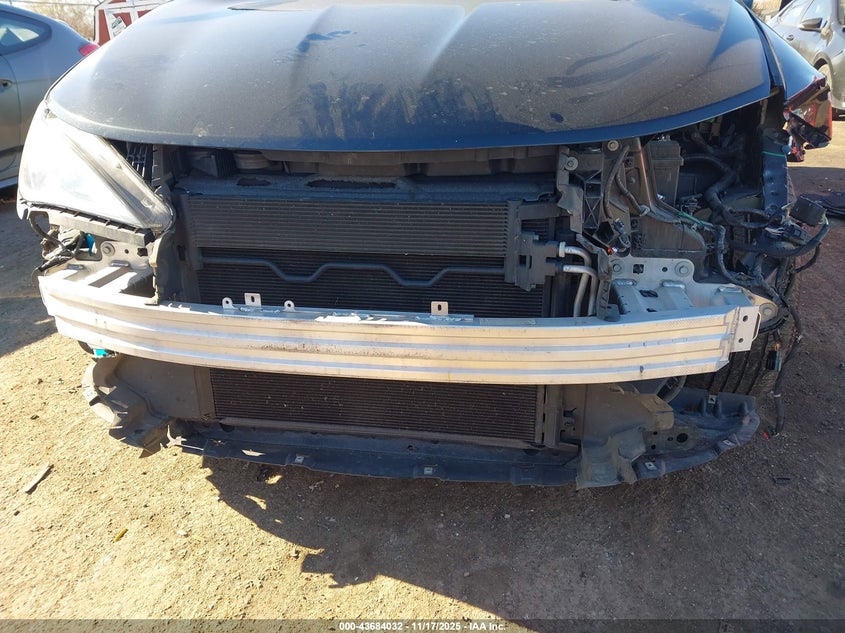 2018 Chrysler Pacifica Limited VIN: 2C4RC1GG6JR310894 Lot: 43684032