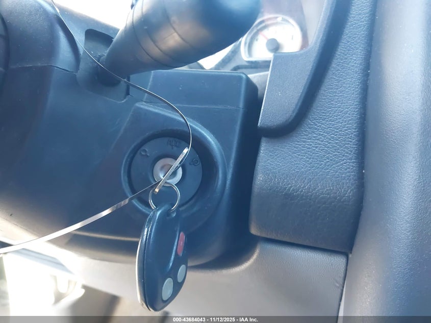 2004 Saturn Vue VIN: 05GZCZ63454S83634 Lot: 43684043