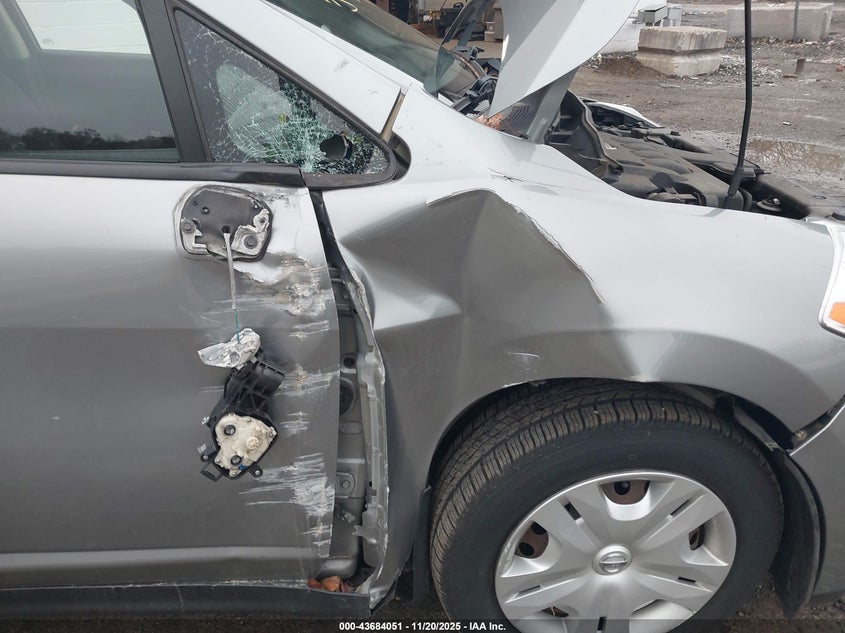 2011 Nissan Versa 1.8S VIN: 3N1BC1CP6BL500316 Lot: 43684051