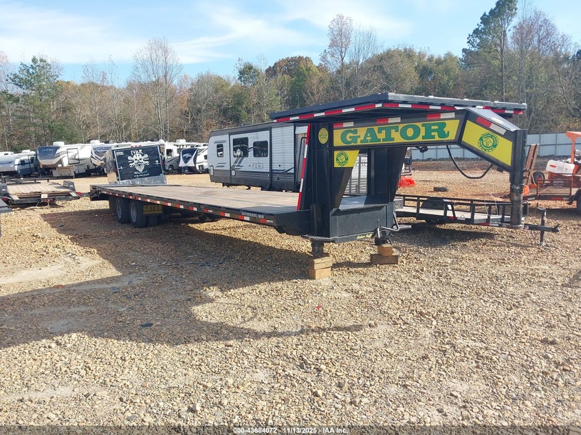2024 GATOR 30+5 GOOSENECK  (VIN: 4Z1GF3528RS001565)