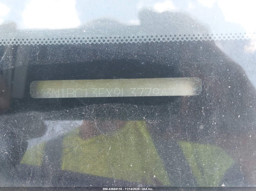 2009 Nissan Versa 1.8S VIN: 3N1BC13EX9L377967 Lot: 43684116