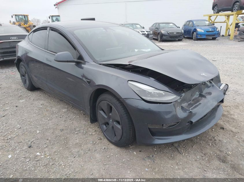 TESLA MODEL 3 REAR-WHEEL DRIVE