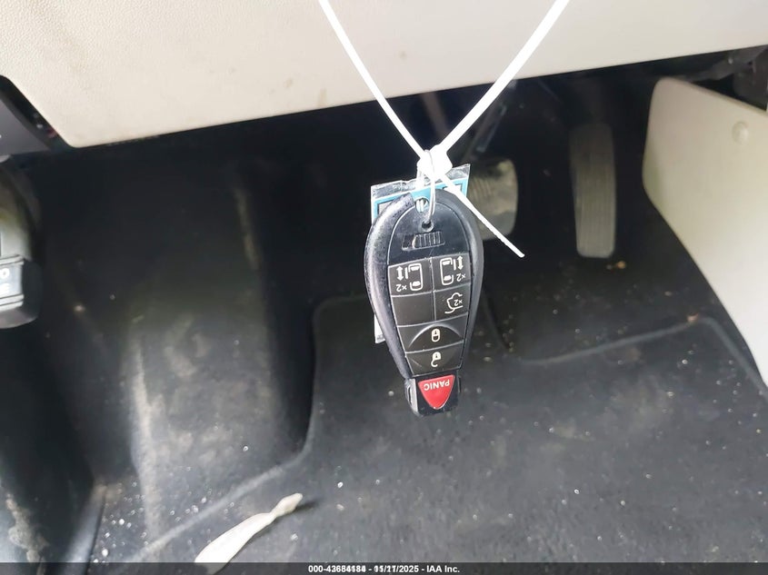 2014 Chrysler Town & Country Touring VIN: 2C4RC1BG2ER449403 Lot: 43684184