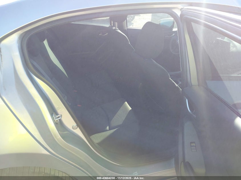 2015 Mazda Mazda3 I Sv VIN: JM1BM1T79F1261190 Lot: 43684238