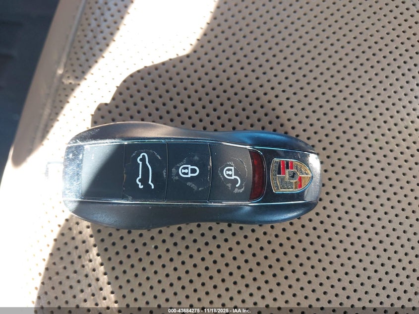 2016 Porsche Cayenne VIN: WP1AA2A2XGKA14739 Lot: 43684275